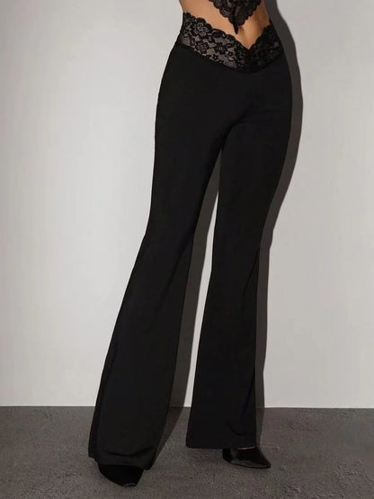 Schwarze Low-Waist-Schlaghose Damen – Spitzen-Details Slim Fit Figurformend