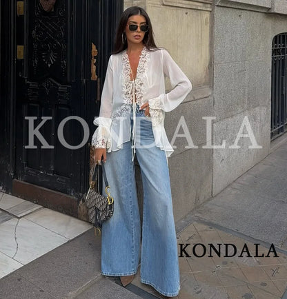Elegantes Spitzen-Krochet-Shirt mit Rüschen & Schnürung – Transparentes Sommerbluse