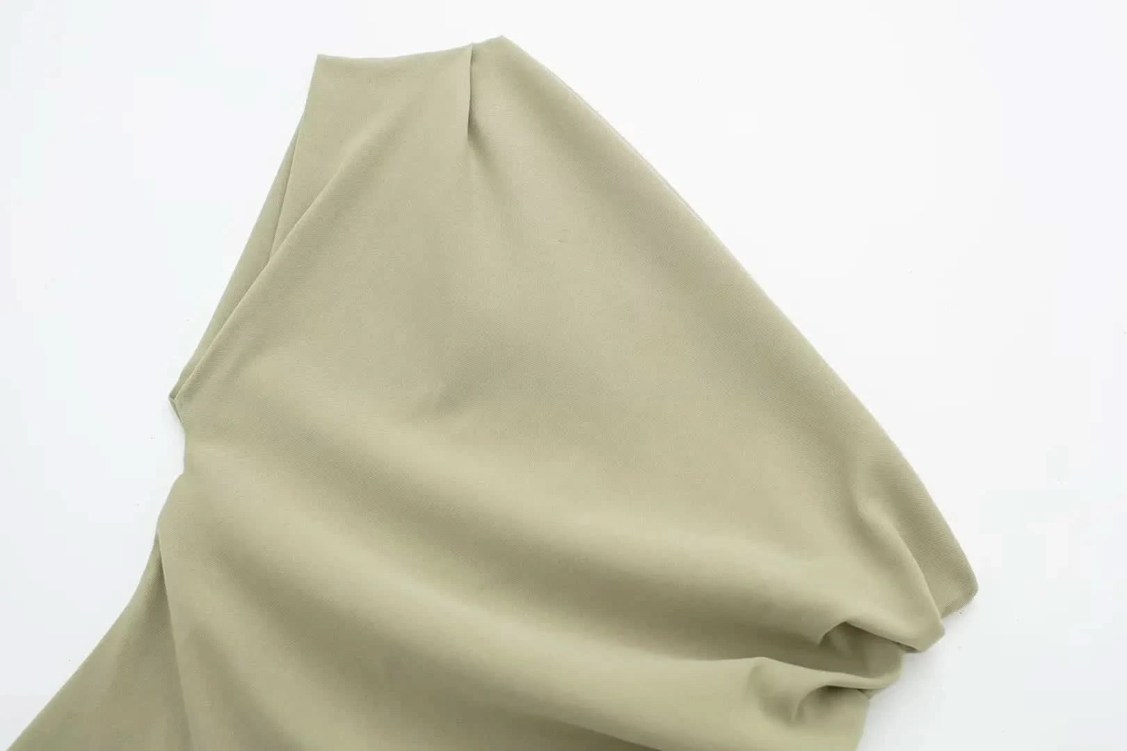 Asymmetrisches Off-Shoulder Top