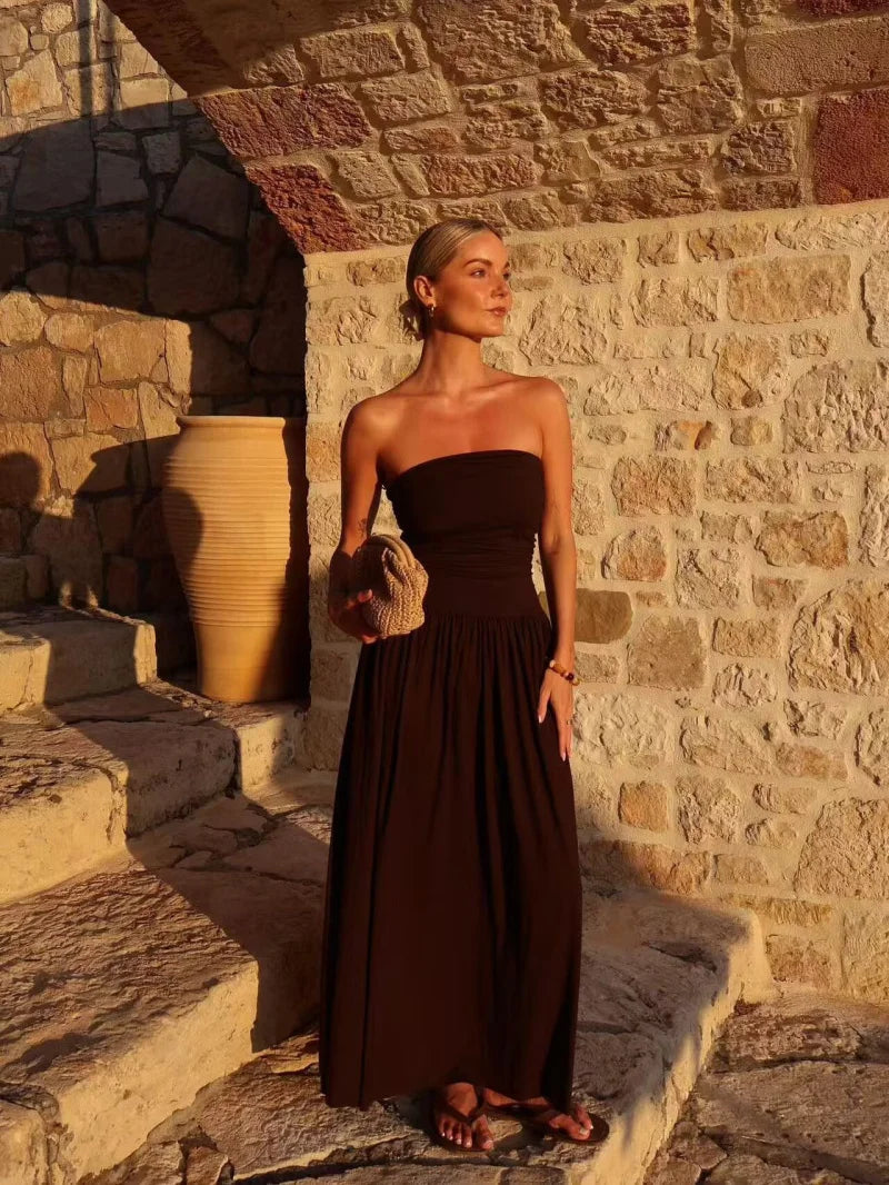 Verführerisches Schulterfreies Kleid mit Faltendetails – Elegantes Abendkleid