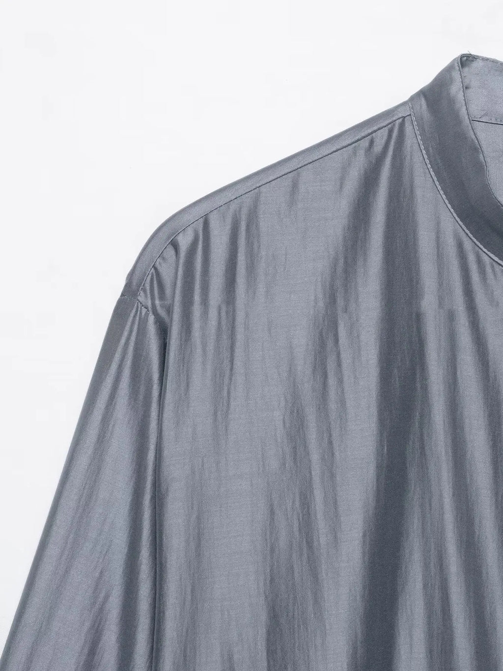 Bestickte Satin-Bluse mit Stehkragen - JWANOFFIZIELL