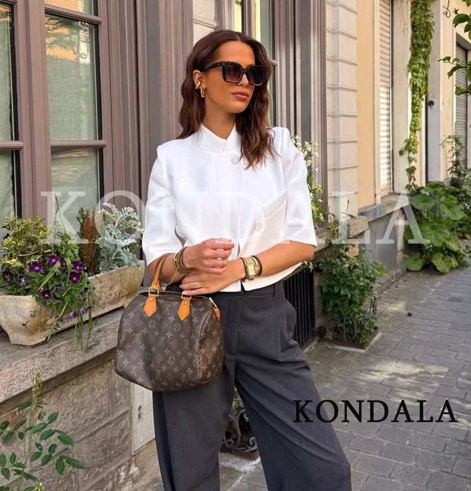 Eleganter Kurzarm-Blazer – Schicker Office-Look für den Sommer