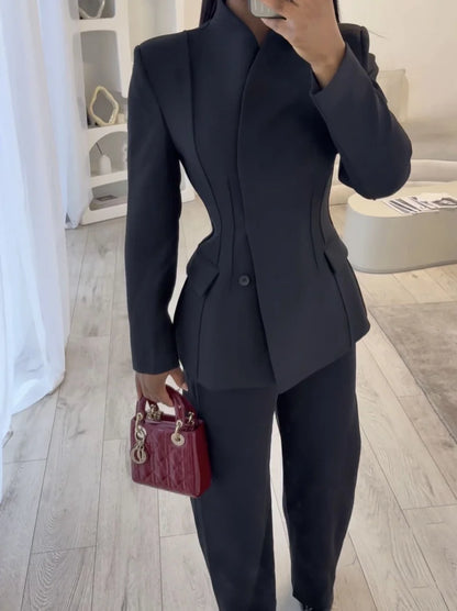 Eleganter Hosenanzug mit 3D-Schnitt & Hohem Kragen – Blazer & Hose Set