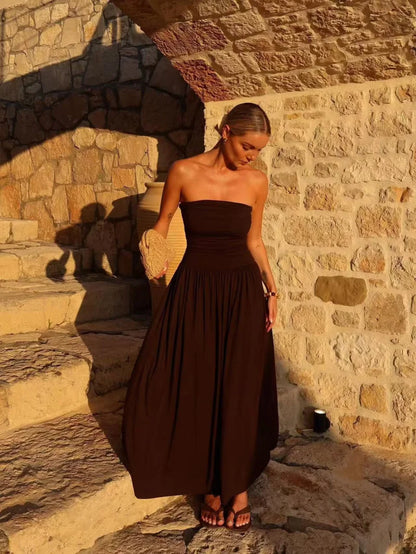 Verführerisches Schulterfreies Kleid mit Faltendetails – Elegantes Abendkleid