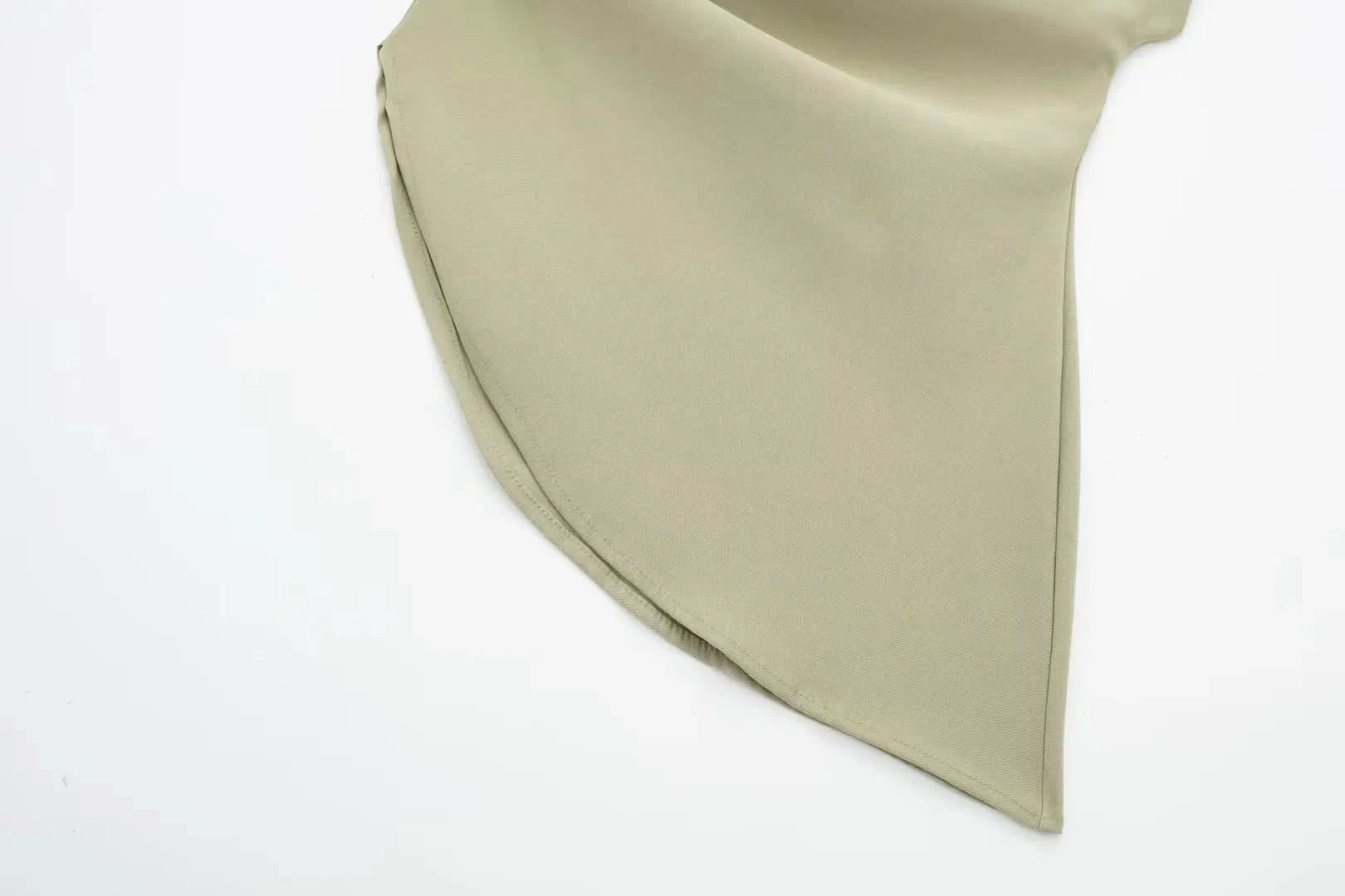 Asymmetrisches Off-Shoulder Top