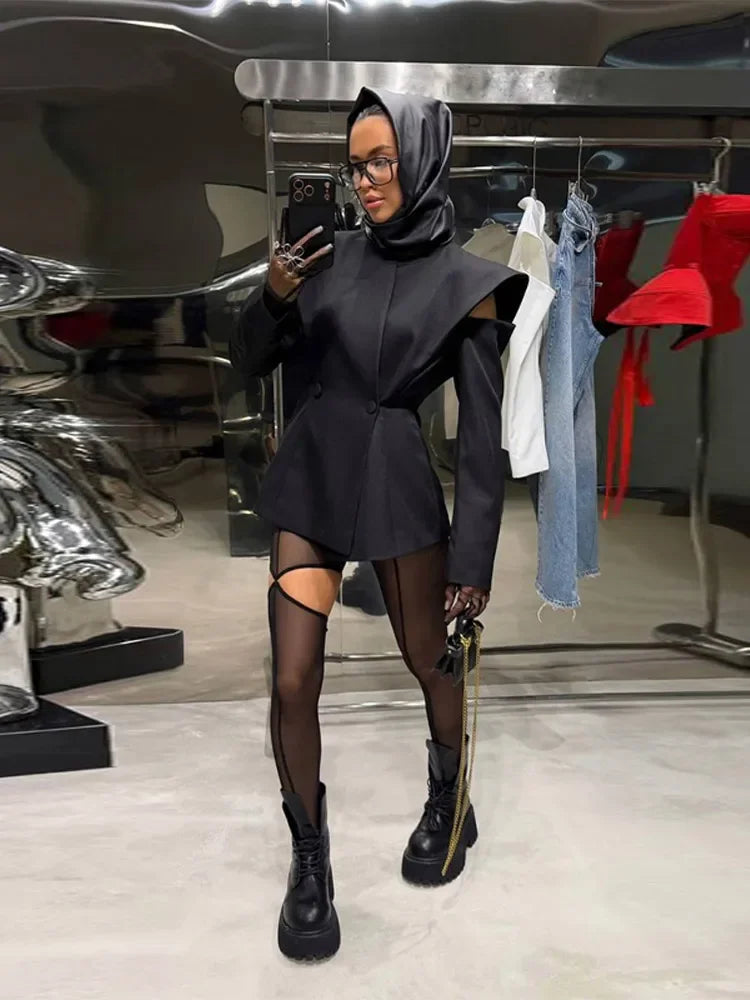 Blazer mit Cut-Out Schultern - JWANOFFIZIELL