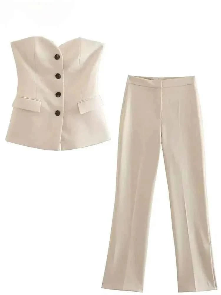 Eleganter Hosenanzug in Beige - JWANOFFIZIELL