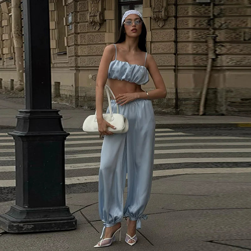 Satin-Zweiteiler Damen – Plissiertes Crop-Top & Weite Hose Elegant Party