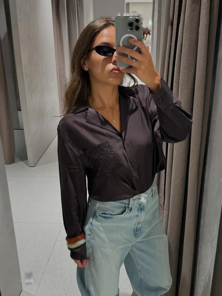Bestickte Transparente Bluse mit Reverskragen - JWANOFFIZIELL