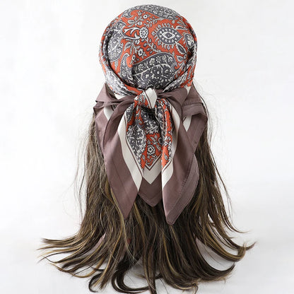 Boho Satin Seidentuch Damen – Quadratisches Kopftuch mit Blumen & Tropenmuster