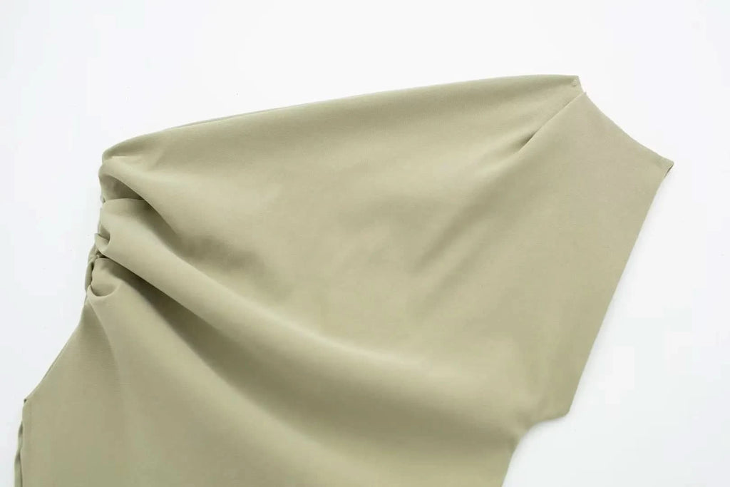 Asymmetrisches Off-Shoulder Top