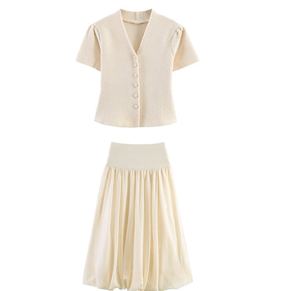 Elegantes Strick-Set – Kurzarm-Jacke & Midirock | Minimalistischer Sommerlook