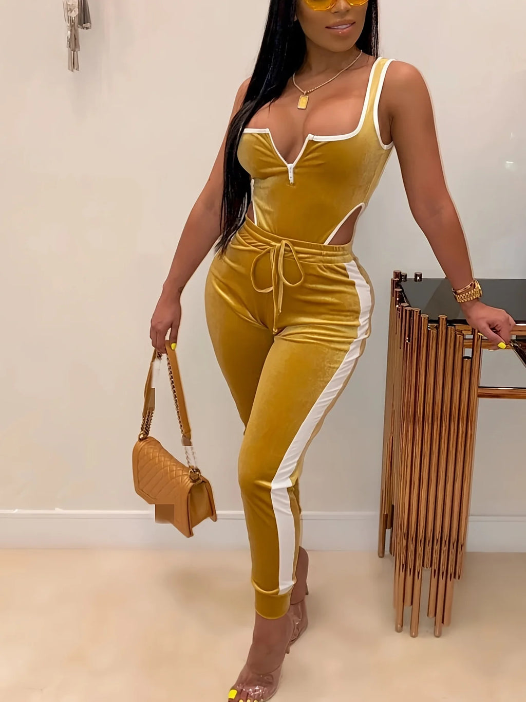 Cut-Out Body & High-Waist Hose Bodycon-Set - JWANOFFIZIELL