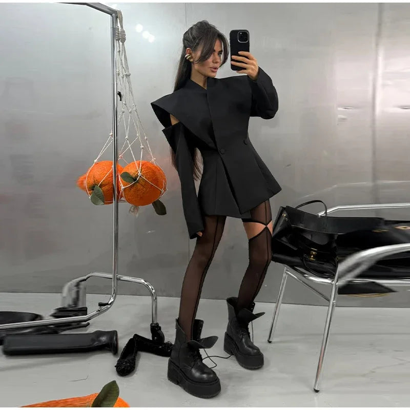 Blazer mit Cut-Out Schultern - JWANOFFIZIELL