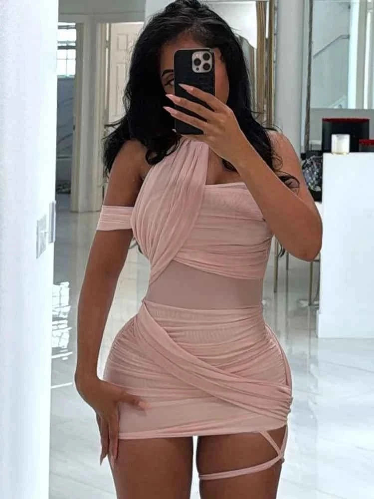 Mesh Cut-Out Kleid - JWANOFFIZIELL