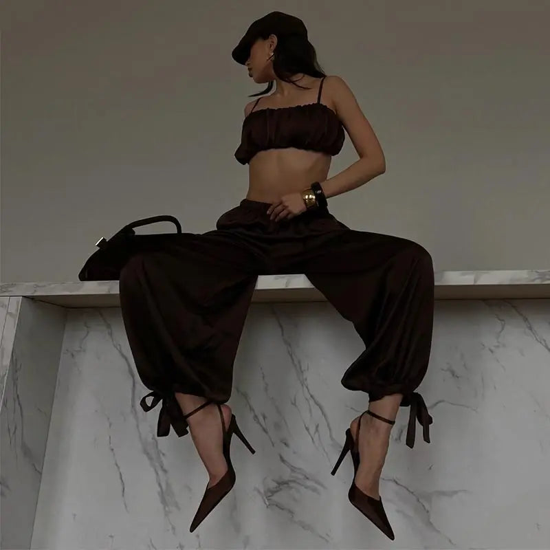 Satin-Zweiteiler Damen – Plissiertes Crop-Top & Weite Hose Elegant Party