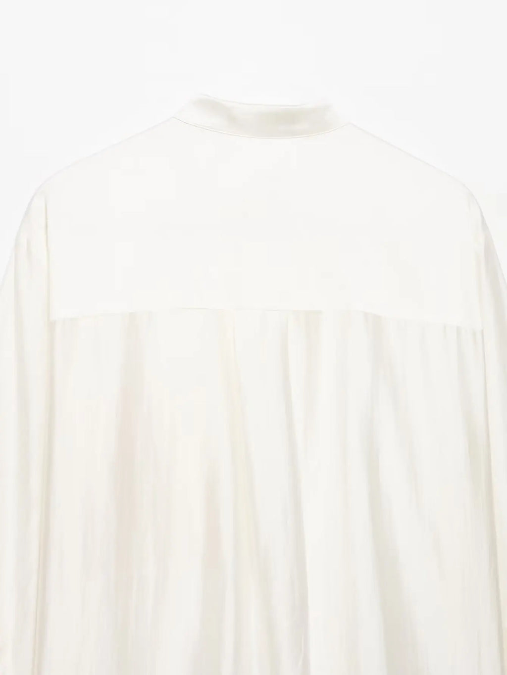 Bestickte Satin-Bluse mit Stehkragen - JWANOFFIZIELL