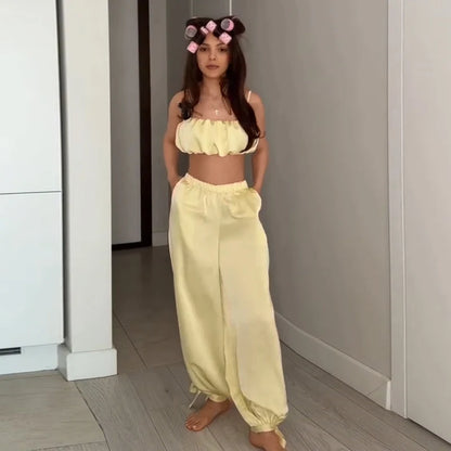 Satin-Zweiteiler Damen – Plissiertes Crop-Top & Weite Hose Elegant Party