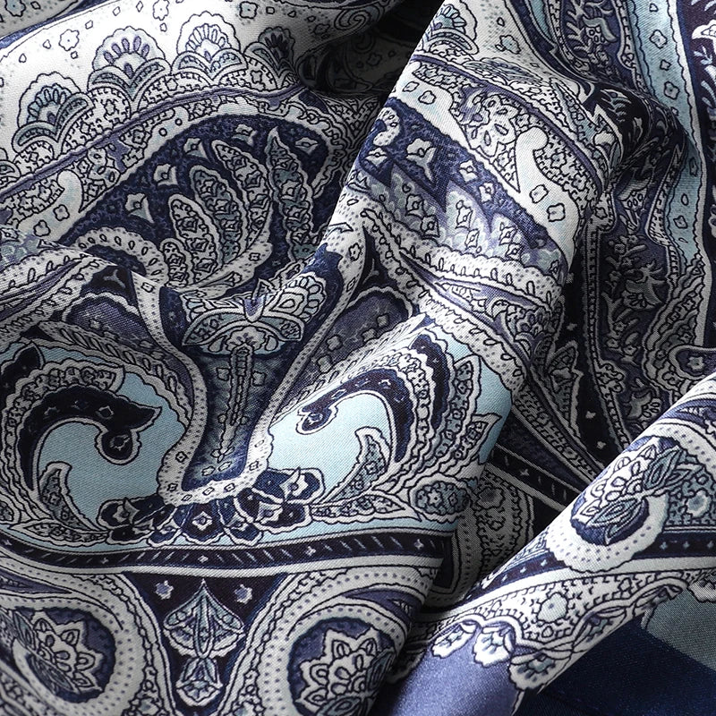 Luxuriöses Satin-Seidentuch Damen – Quadratisches Markentuch mit Blumenmuster
