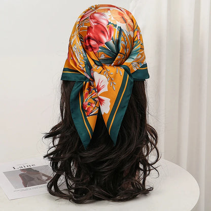 Boho Satin Seidentuch Damen – Quadratisches Kopftuch mit Blumen & Tropenmuster
