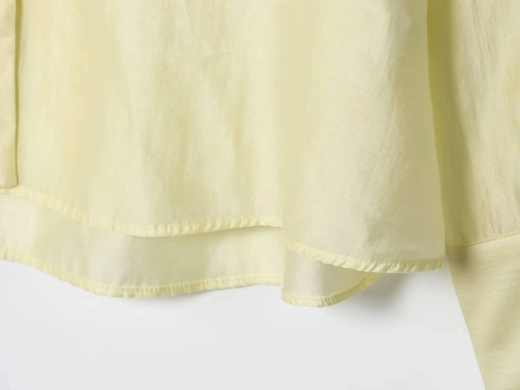 Bestickte Transparente Bluse mit Reverskragen - JWANOFFIZIELL