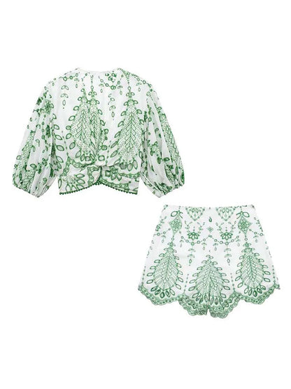 Besticktes Sommer-Set Damen – Kurze Bluse & Shorts mit Stickerei