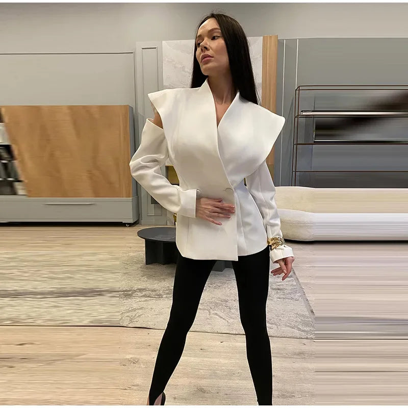 Blazer mit Cut-Out Schultern - JWANOFFIZIELL