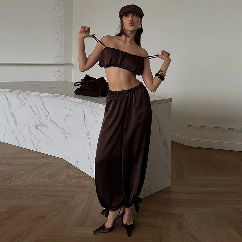 Satin-Zweiteiler Damen – Plissiertes Crop-Top & Weite Hose Elegant Party