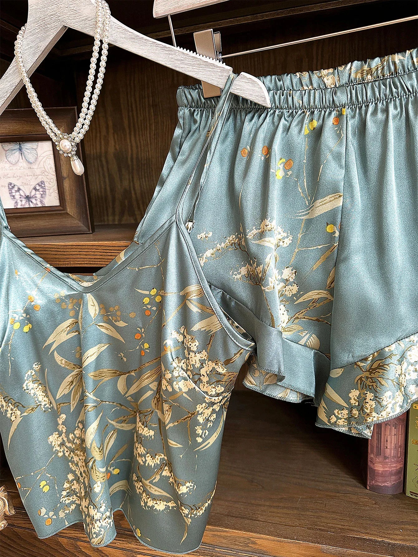 Damen Schlafanzug mit Kirschprint Cami Top & Shorts Vintage